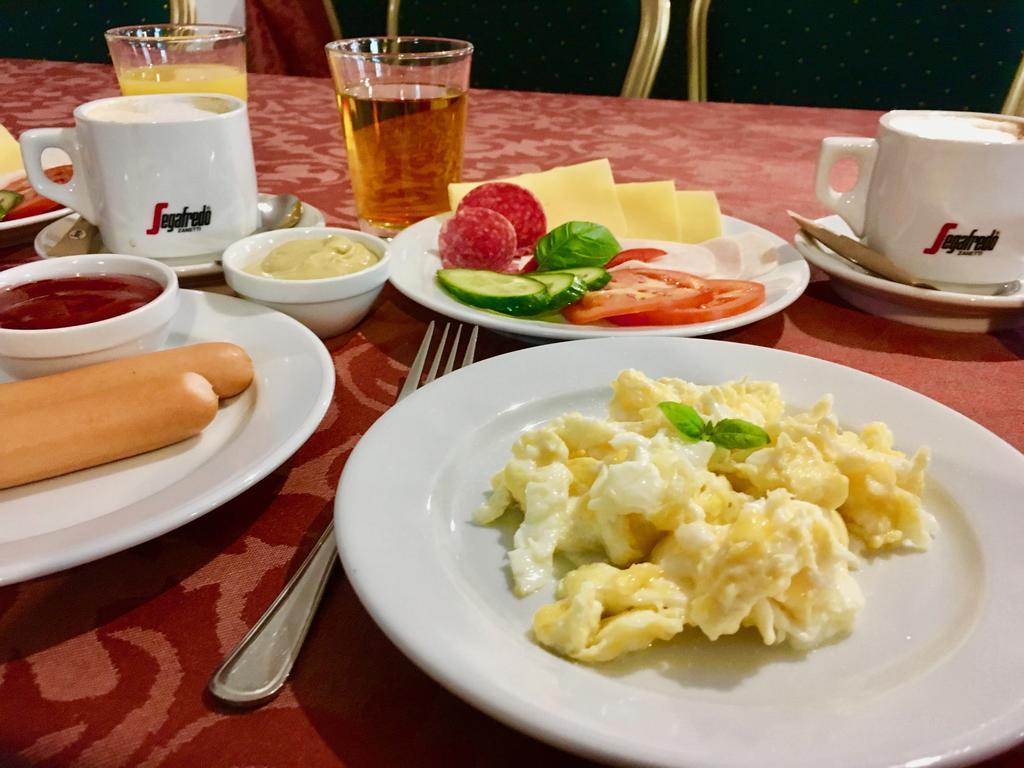 Hotel Colnus Kolno  Екстер'єр фото